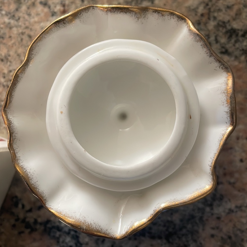Royal Albert Old Country Roses Lidded Sugar Bowl - Picture 8 of 13